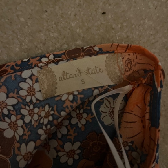 Altar’d State Blouse - Picture 3 of 3